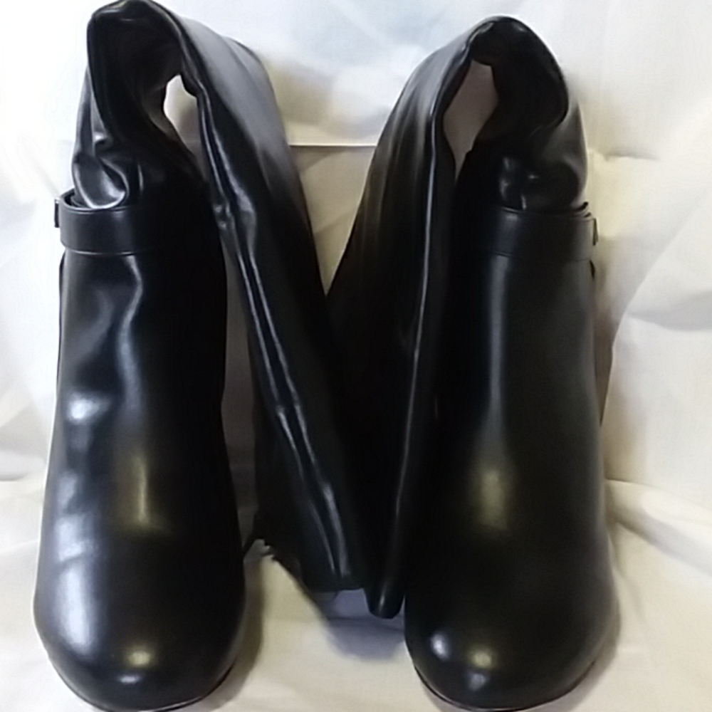 Piya block heeled boots